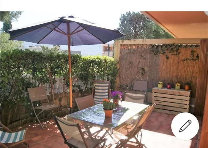 Apartament Avec Jardin