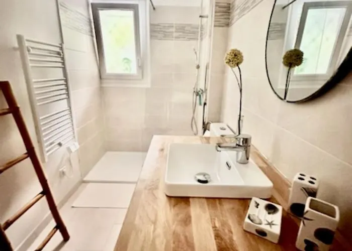 Avec Jardin Apartament